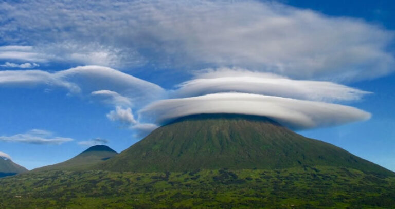 4 Days Rwanda Gorillas & Karisimbi Hiking Safari